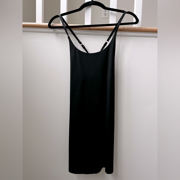 Athletic Dress - Picture 7 of 7